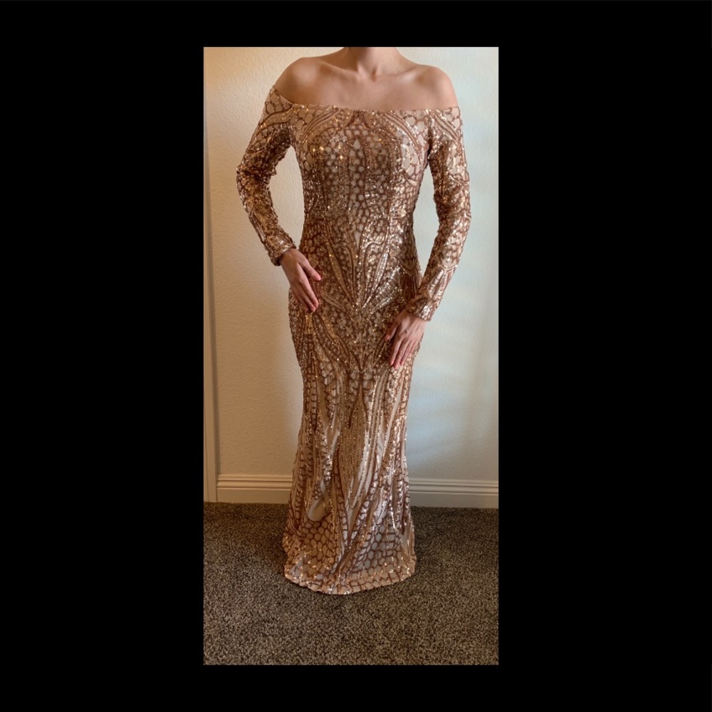 Gorgeous gold Long great Gatsby dress